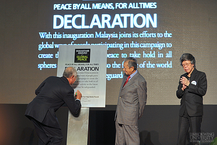 The Mahathir Award for Global Peace - A Global Peace Initiative