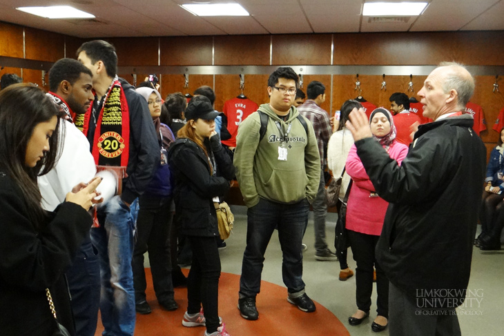 Global Classroom students visit the Manchester United Stadium