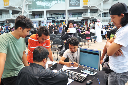 registration_week_for_new_and_returning_students_feb_2013005[1]