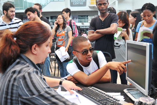 registration_week_for_new_and_returning_students_feb_2013007[1]