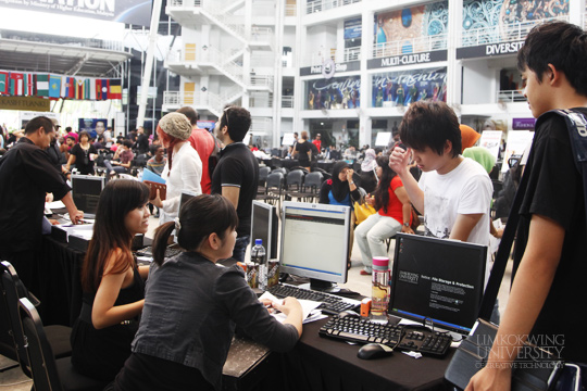 registration_week_for_new_and_returning_students_feb_2013018[1]
