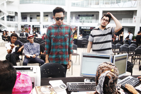 registration_week_for_new_and_returning_students_feb_2013022[1]