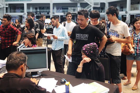 registration_week_for_new_and_returning_students_feb_2013023[1]
