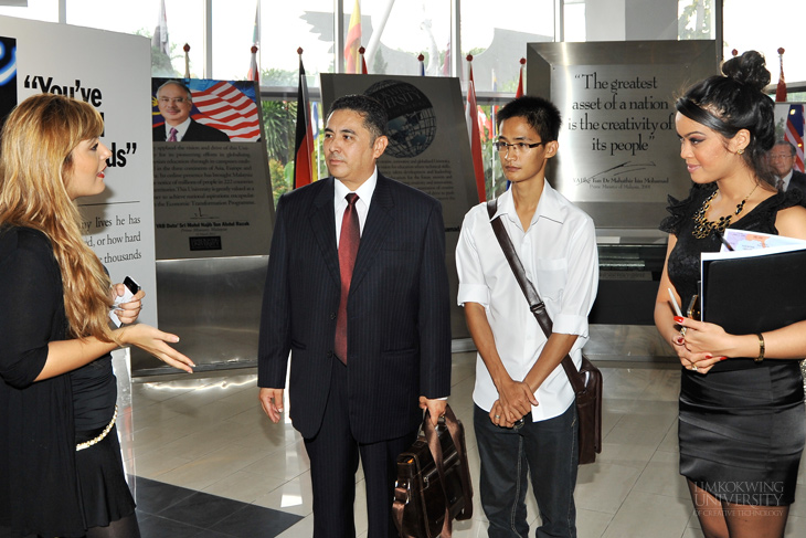 perus_deputy_head_of_mission_visits_limkokwing005