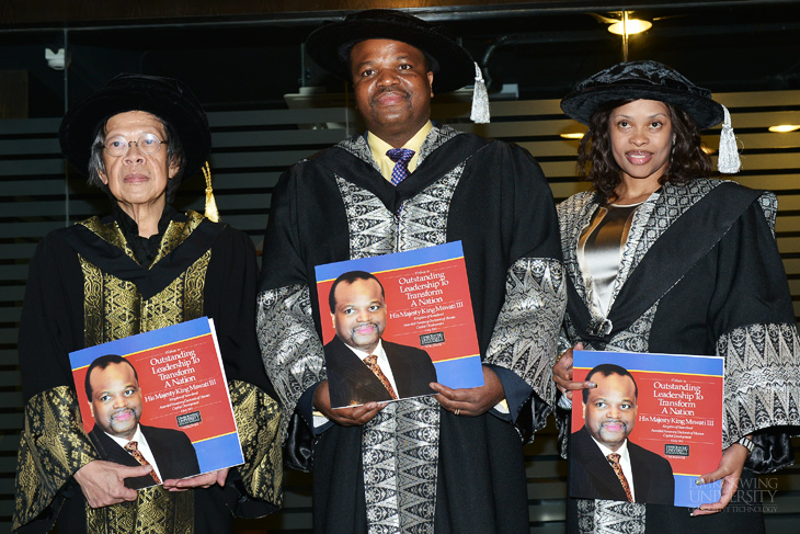 king_of_swazilands_honorary_doctorate_ceremony035