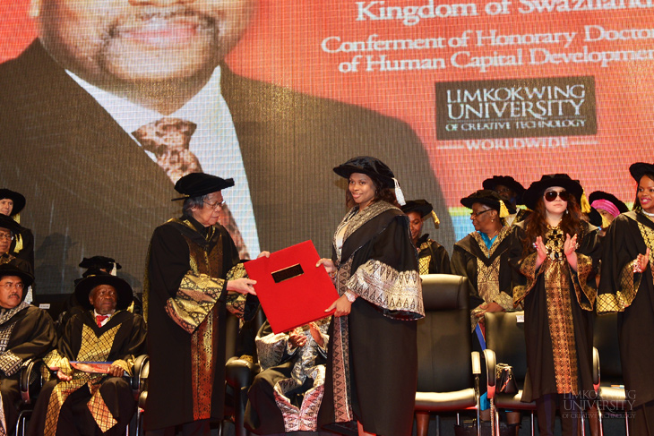 king_of_swazilands_honorary_doctorate_ceremony077