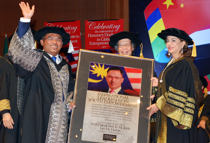 Datuk Seri Idris Haron was awarded an Honorary Doctorate Degree in Youth Development