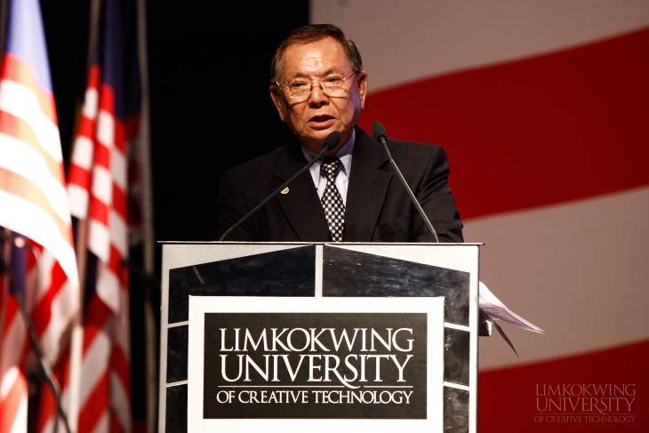 National Kidney Foundation Vice CHairman Goh Seng Chuan addressing the audience at the campaign launch