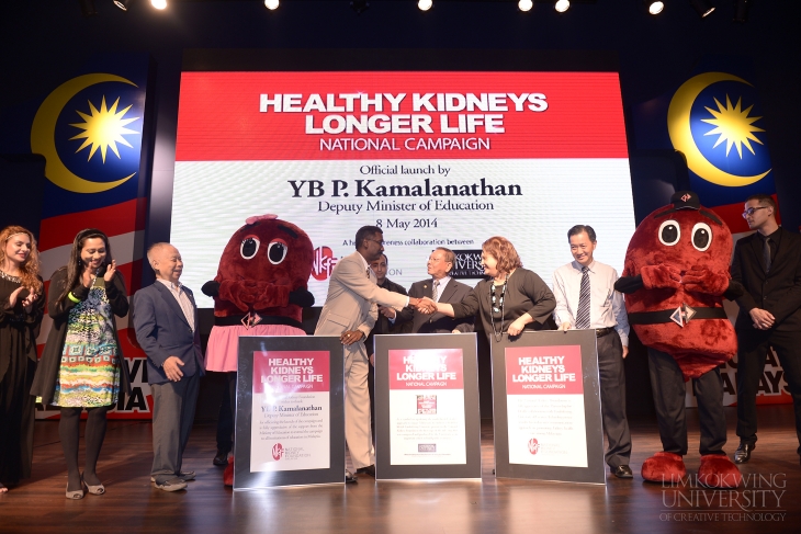 The guests of honor on stage at the launch of the 'Healthy Kidneys Longer Life' campaign