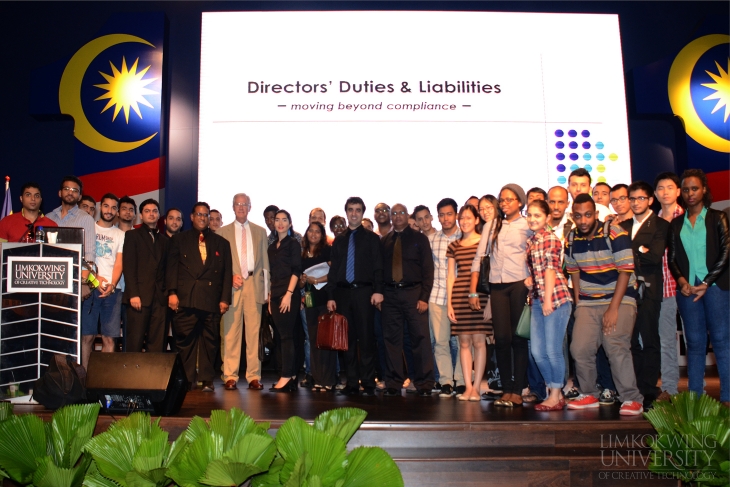 The group photo of the event