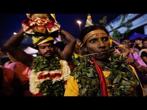 DESTINATIONS Thaipusam_001