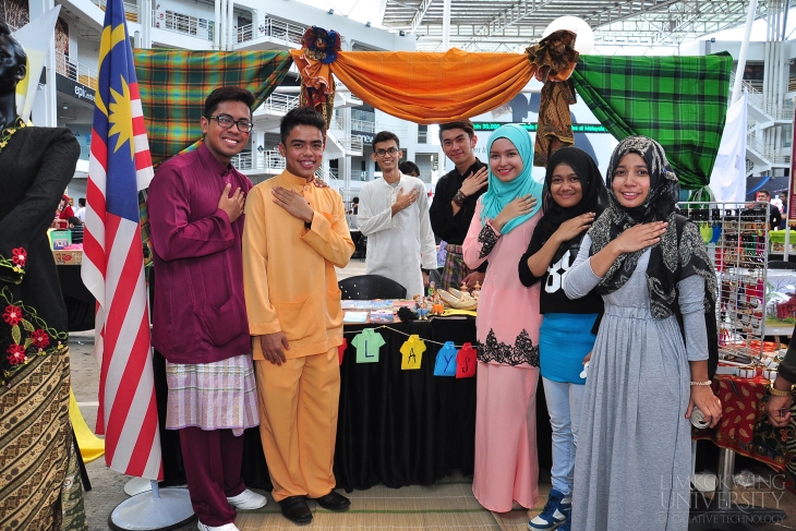 Malaysia's booth representing the 1Malaysia culture