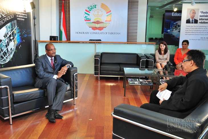 Limkokwing news team interviewing H.E. Emmanuel Nanthan