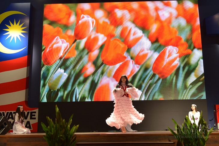 Kazakhstani students gather in Limkokwing University to celebrate their Independence Day_005