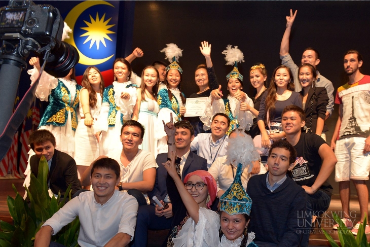 Kazakhstani students gather in Limkokwing University to celebrate their Independence Day_011