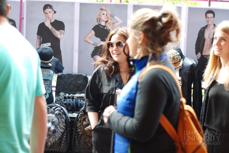 Limkokwing Fashion Club joins Young Designers Village at London’s Portobello Market_003