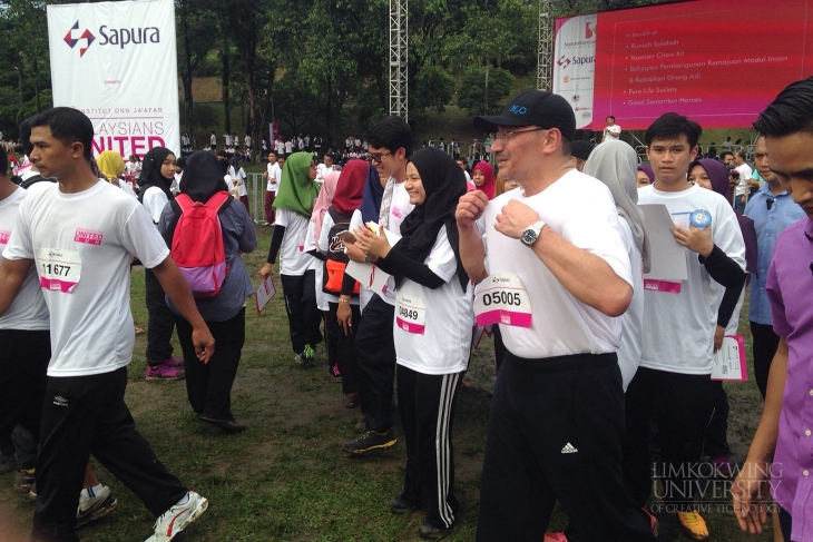 Limkokwing international students run for unity in the Malaysian United Run 2015_002