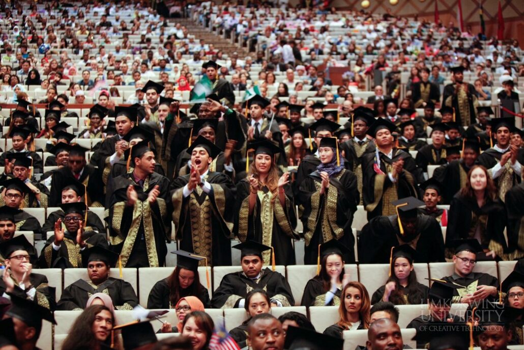 Limkokwing University Graduation-Congratulations Class of 2015!_003