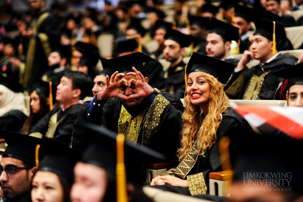 Limkokwing University Graduation-Congratulations Class of 2015!_011