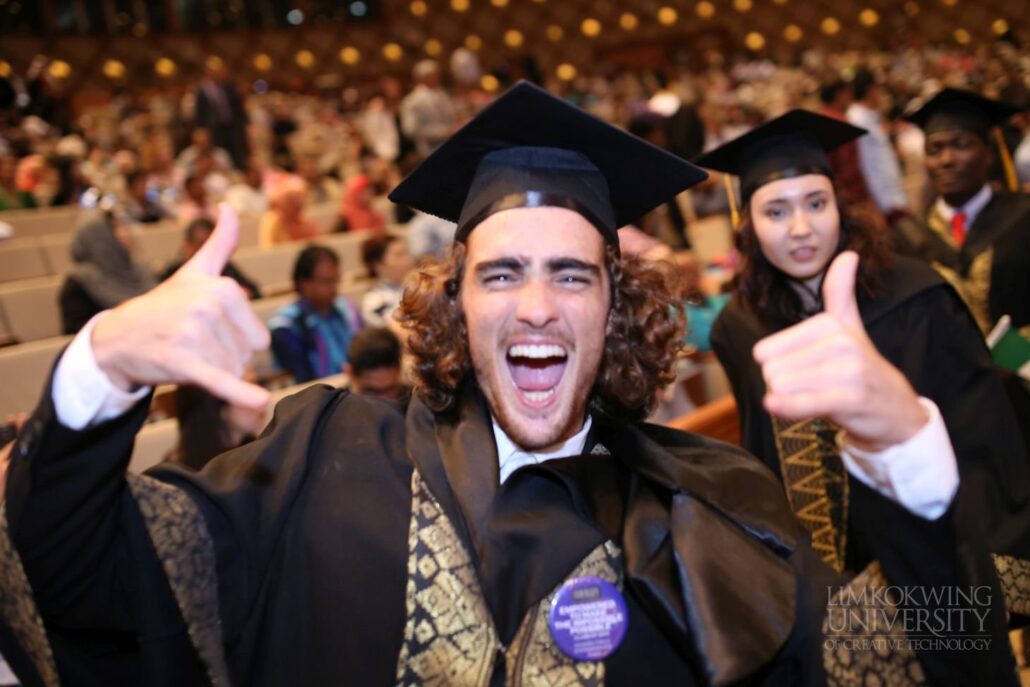 Limkokwing University Graduation-Congratulations Class of 2015!_015