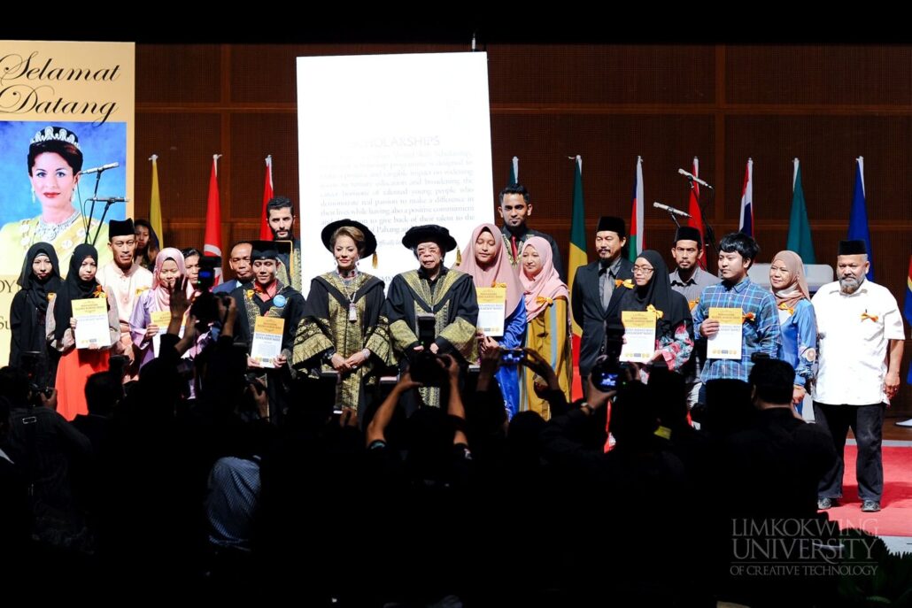 Limkokwing University Graduation-Congratulations Class of 2015!_041