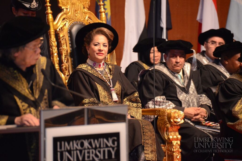 Limkokwing University Graduation-Congratulations Class of 2015!_042