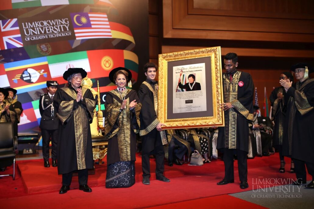 Limkokwing University Graduation-Congratulations Class of 2015!_053