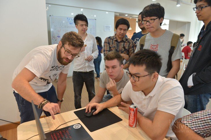 FMC Students visit GameFounders Asia HQ_001