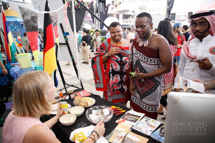 Thousands throng Limkokwing University Cultural Festival_009