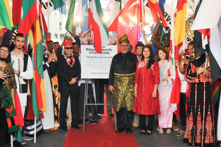 Thousands throng Limkokwing University Cultural Festival_034