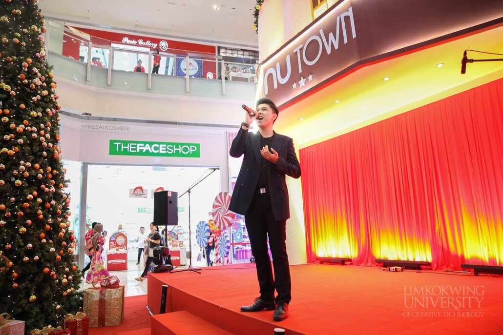 Limkokwing International Goodwill Ambassadors spread the joy of Christmas at NU Sentral_004