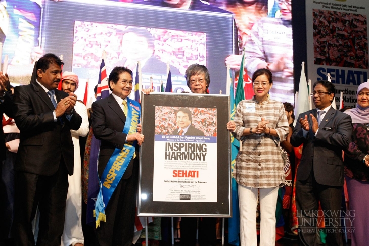 Prime Minister’s Department recognises Founder and President of Limkokwing University as International Peace Ambassador_002