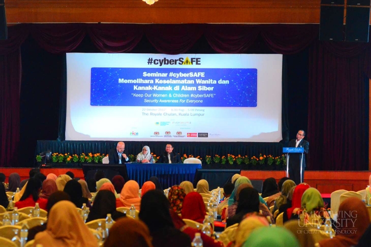 Alarming cybercrime trends in Malaysia revealed at #cyberSAFE Seminar 2017_008