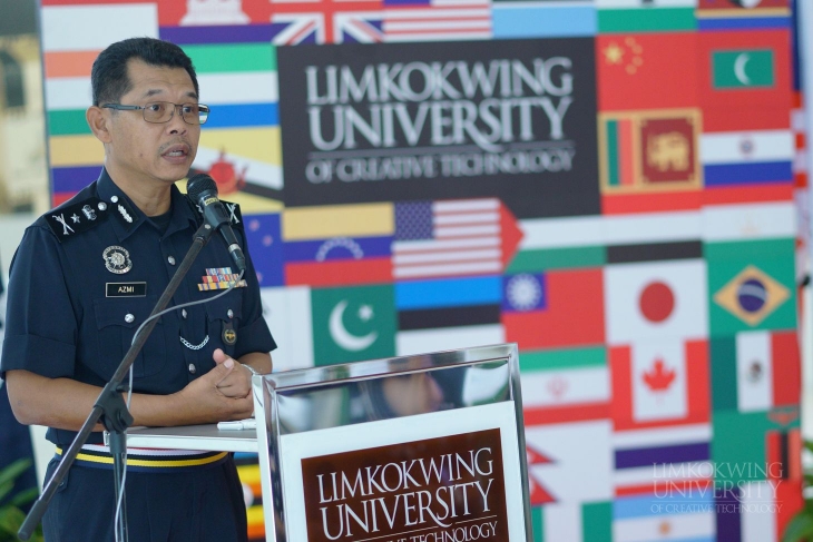 First batch of PDRM officers complete Strategic Social Media training at Limkokwing University_006