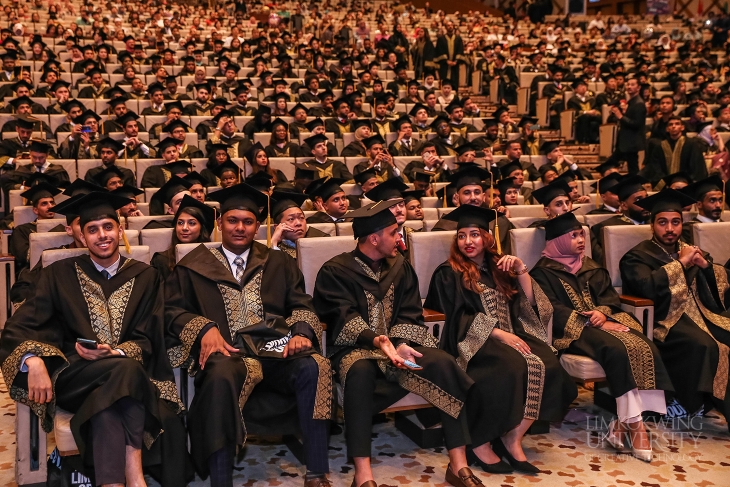 Arun Chaudhary receives an Honorary Doctorate in Entrepreneurship from Limkokwing University_004