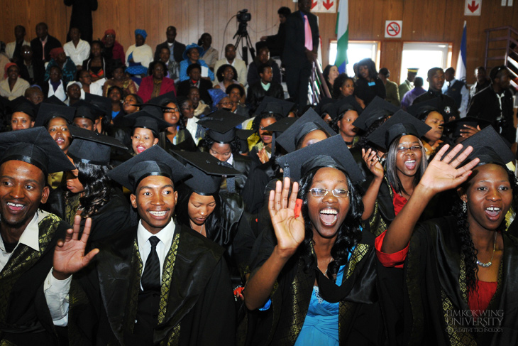 graduate_from_limkokwing_ (22)