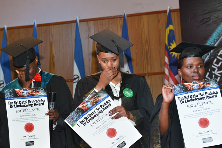 graduate_from_limkokwing_ (68)