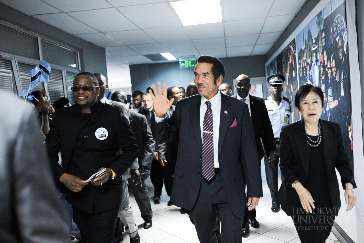 The President of Botswana visits Limkokwing University_002